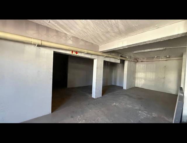 120M² STORAGE UNIT TO LET IN STAMFORD HILL